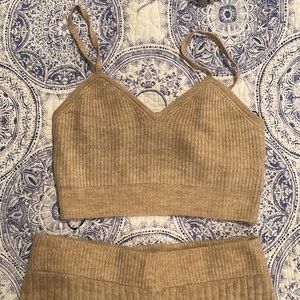 Full H&M sweater set